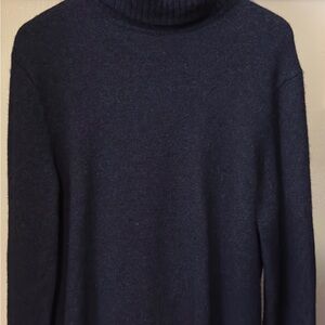 Pre Loved Banana Republic Navy Turtleneck Sweater
